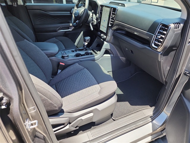 2024 Ford Ranger XLT photo 9