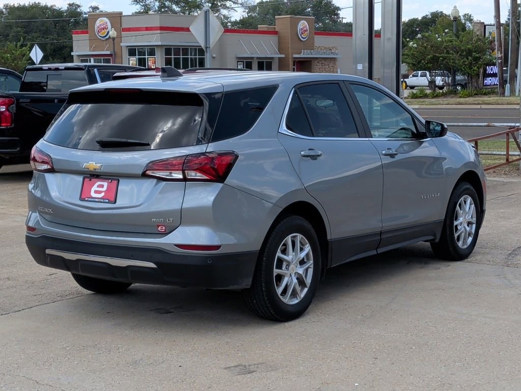 2024 Chevrolet Equinox LT photo 4