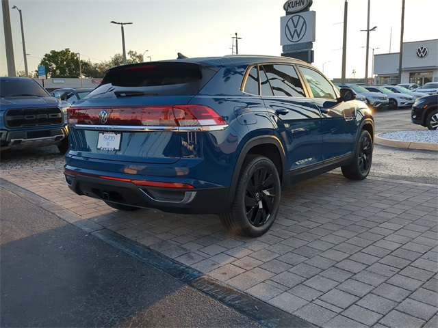 2026 Volkswagen Atlas Cross Sport SE Technology photo 4