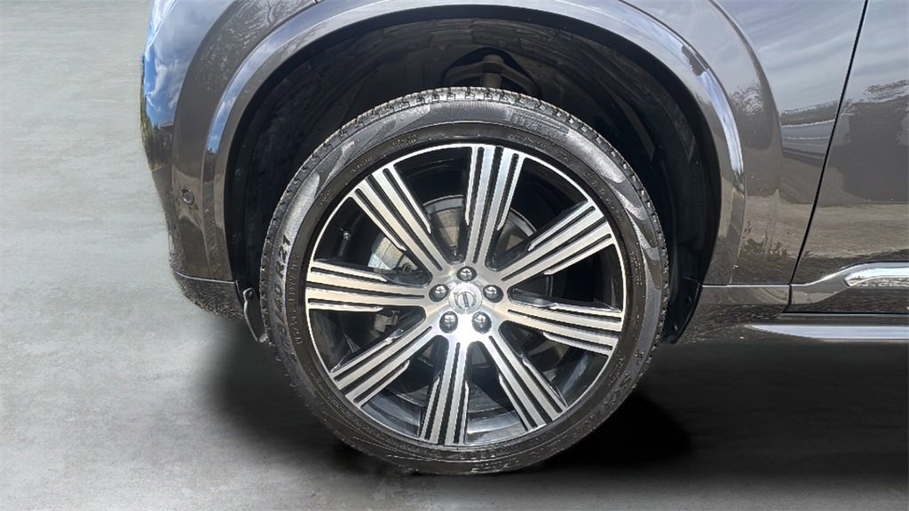 2024 Volvo XC90 Plus photo 21