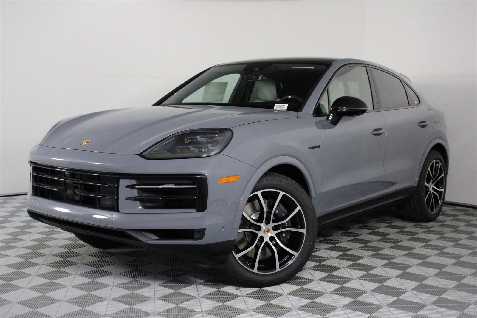 2025 Porsche Cayenne Coup