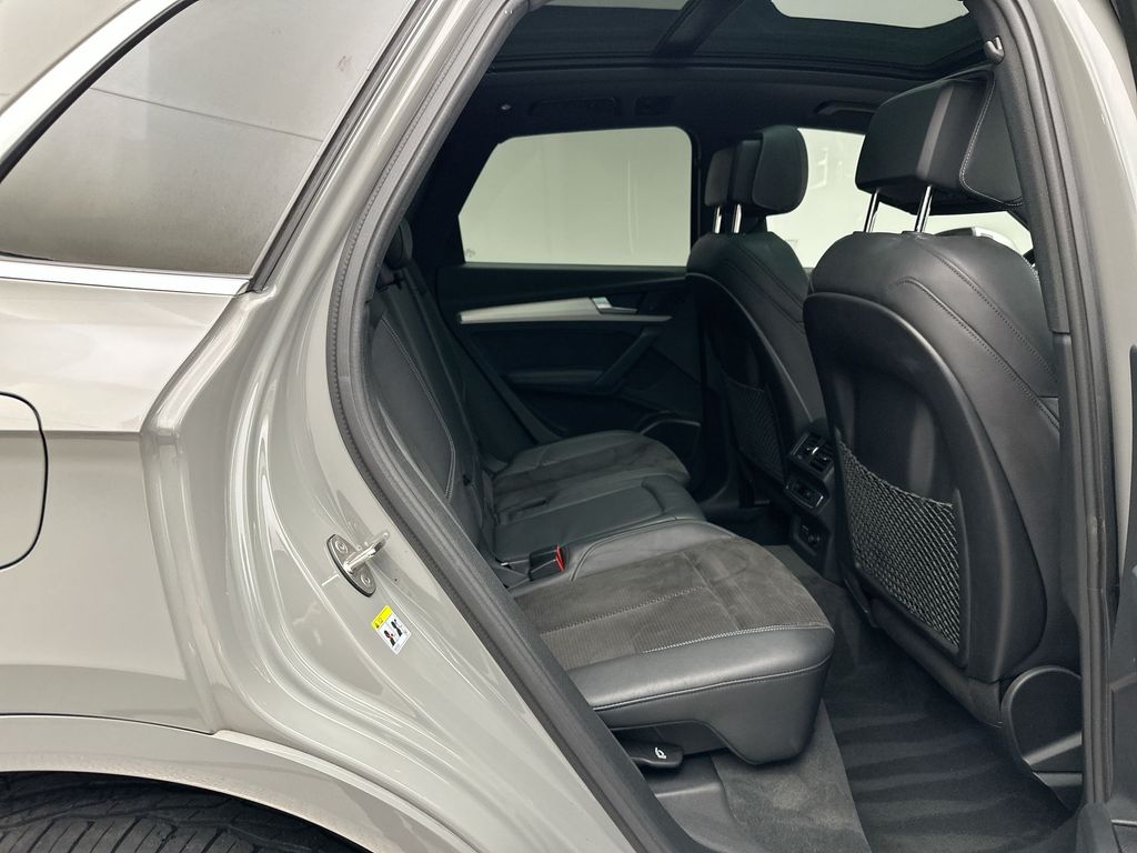 2020 Audi SQ5 Premium Plus photo 7