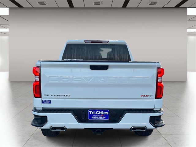 2024 Chevrolet Silverado 1500 RST photo 4