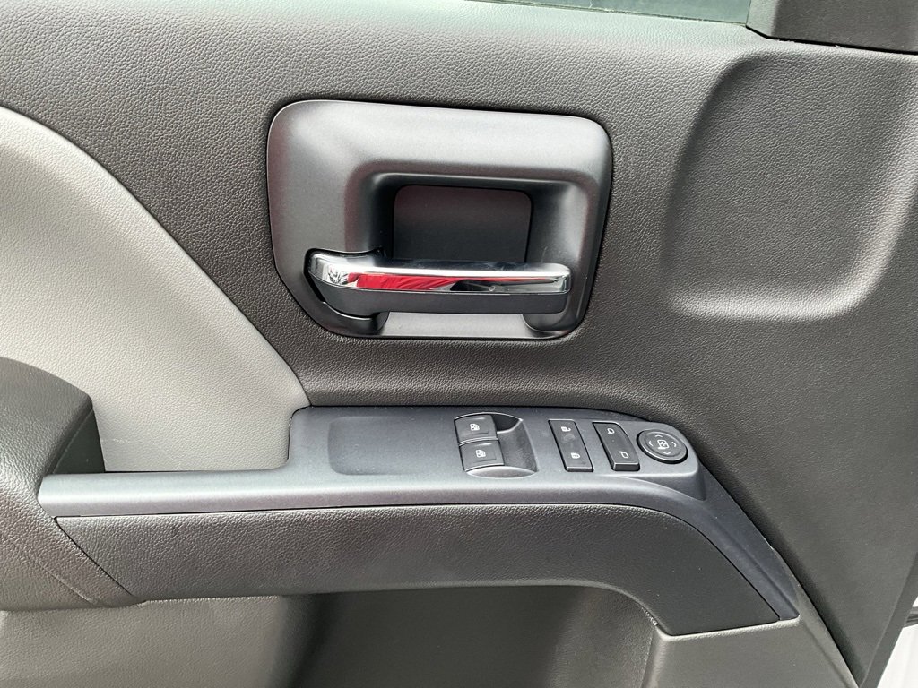 2024 Chevrolet Silverado 5500HD Work Truck photo 4