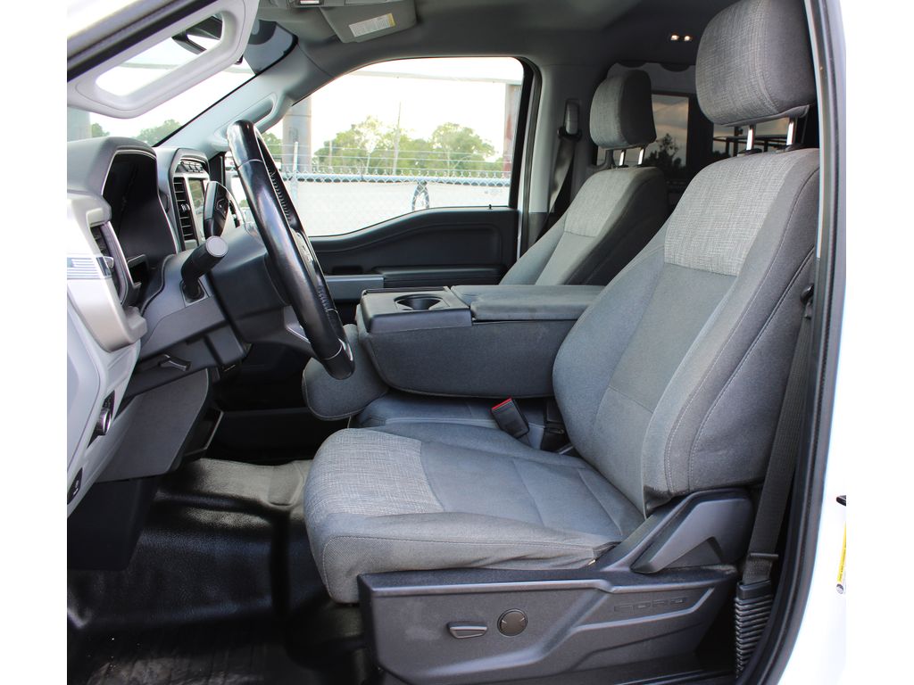 2022 Ford F-150 XLT photo 4