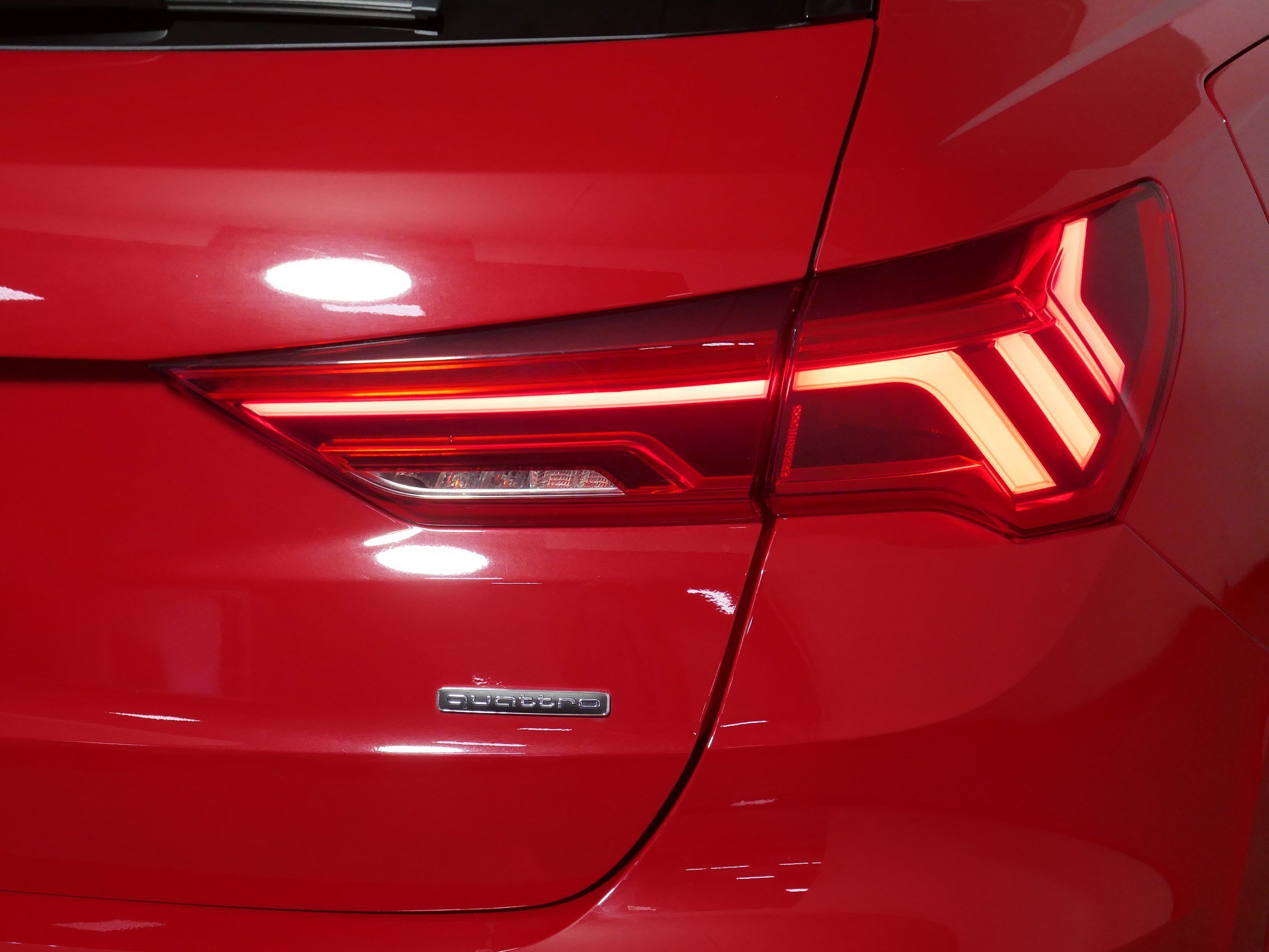 2024 Audi Q3 S line Premium photo 17