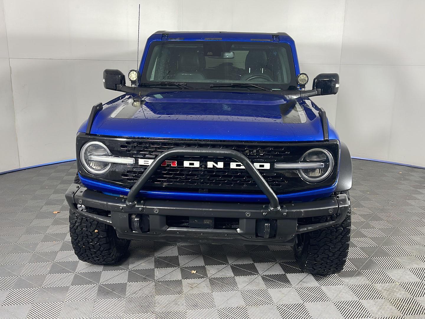 2021 Ford Bronco First Edition photo 3