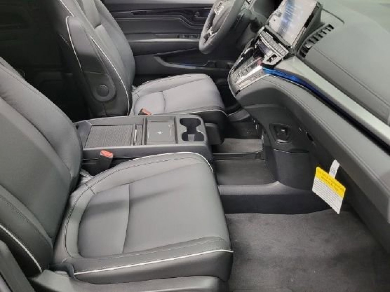 2026 Honda Odyssey Touring photo 31