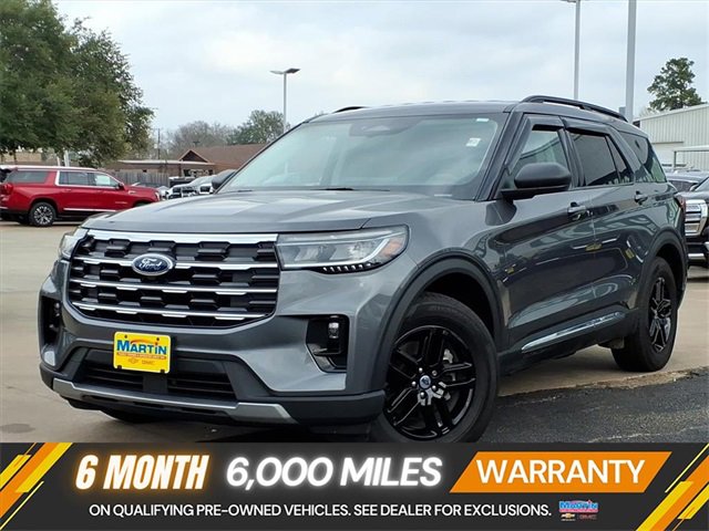 2025 Ford Explorer Active's photo