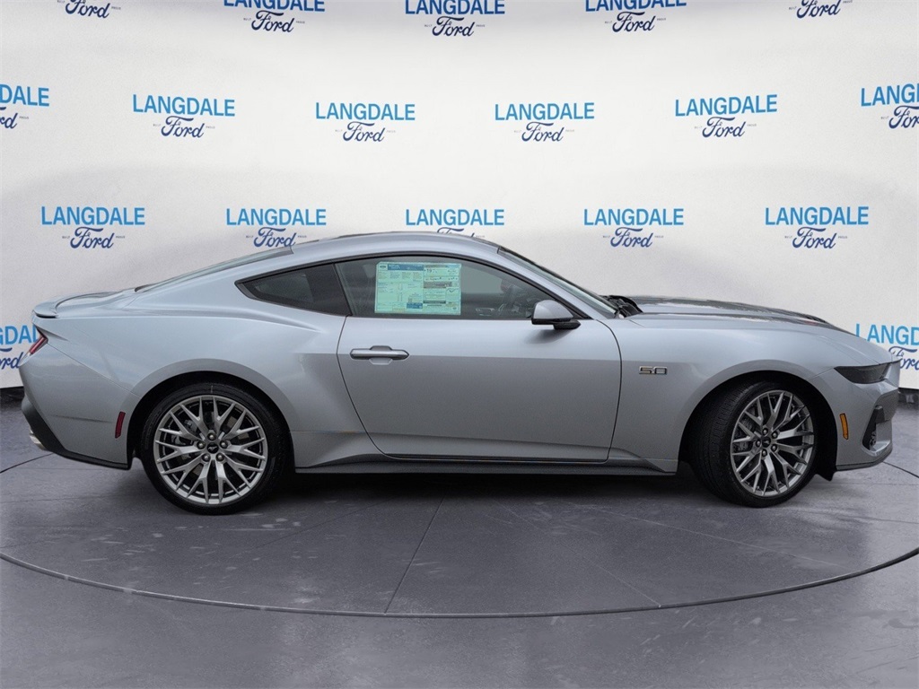 2025 Ford Mustang GT Premium photo 3