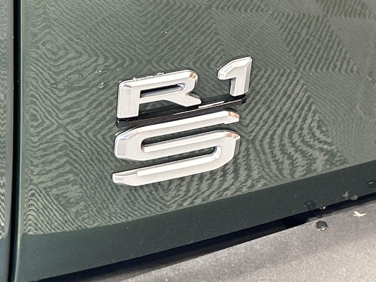 2025 Rivian R1S Adventure photo 29