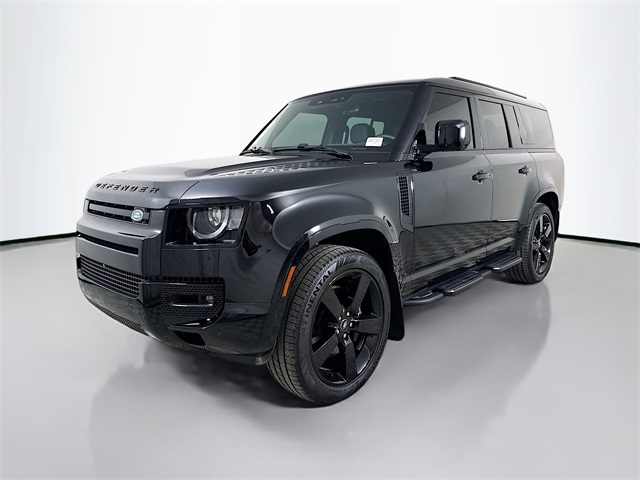 2025 Land Rover Defender V8