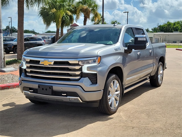 2024 Chevrolet Silverado 1500 High Country photo 3