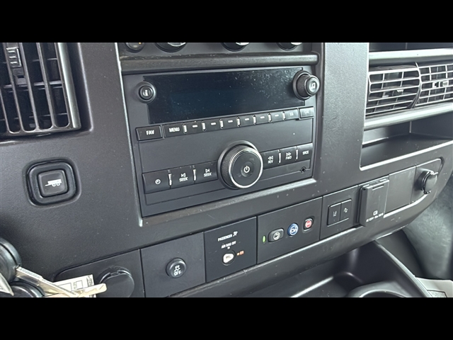 2021 Gmc Savana Cargo 2500 photo 14