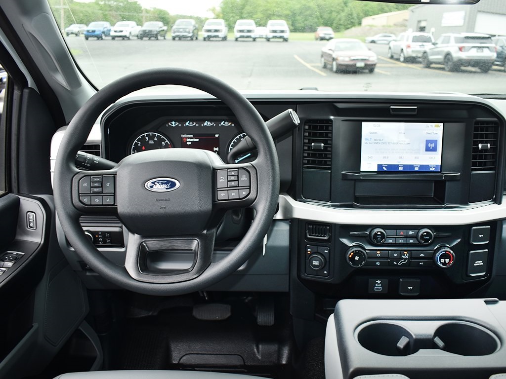 2025 Ford F-250 XL photo 13