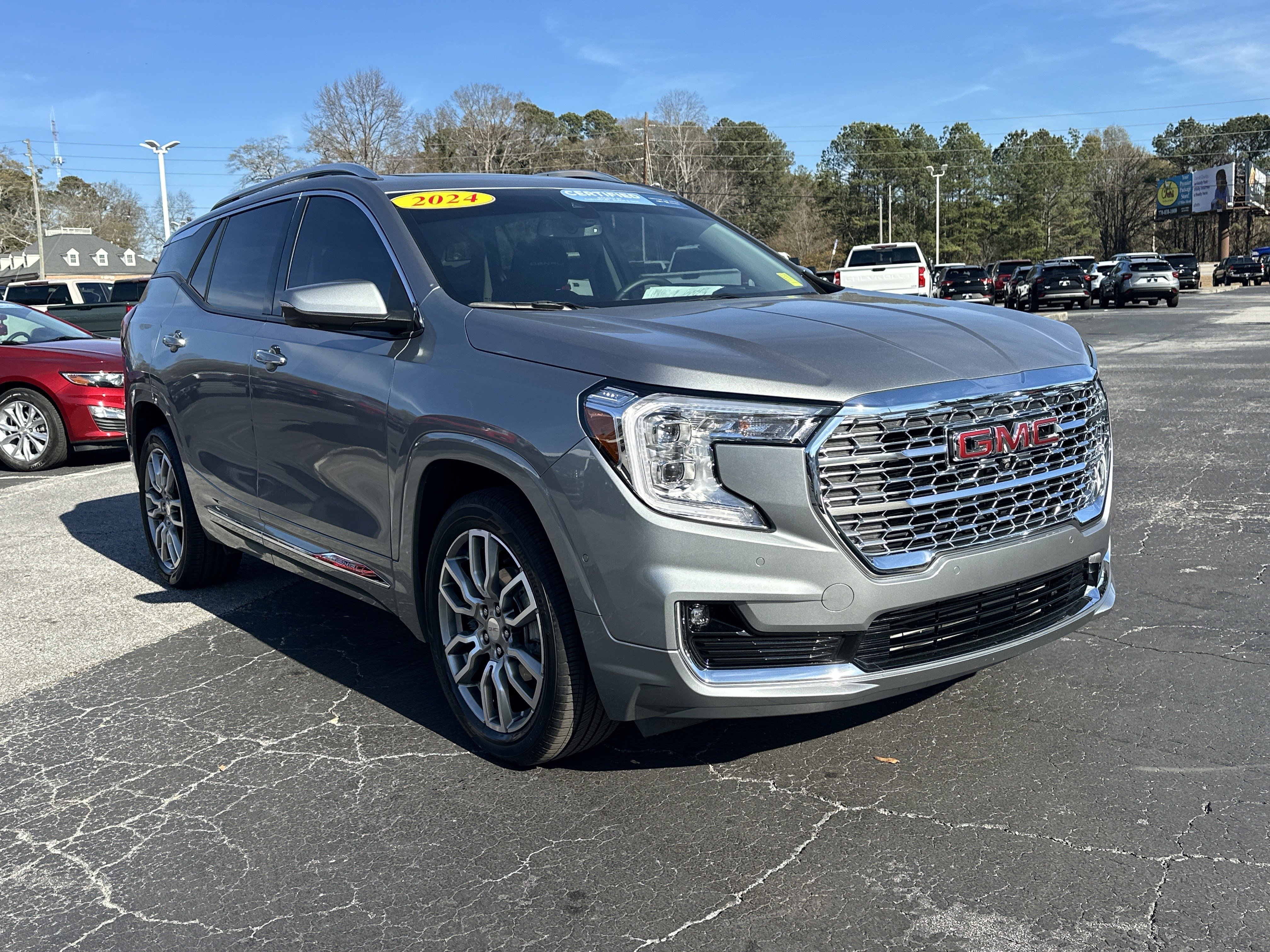 2024 GMC Terrain Denali's photo