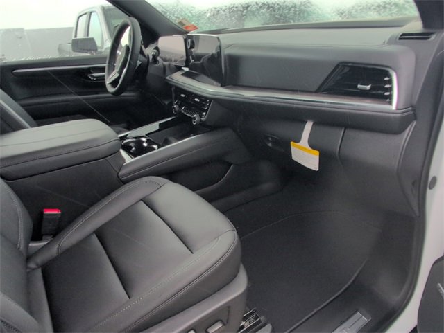 2025 Chevrolet Tahoe LT photo 5