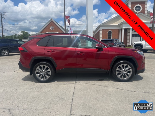 2024 Toyota RAV4 XLE Premium photo 4