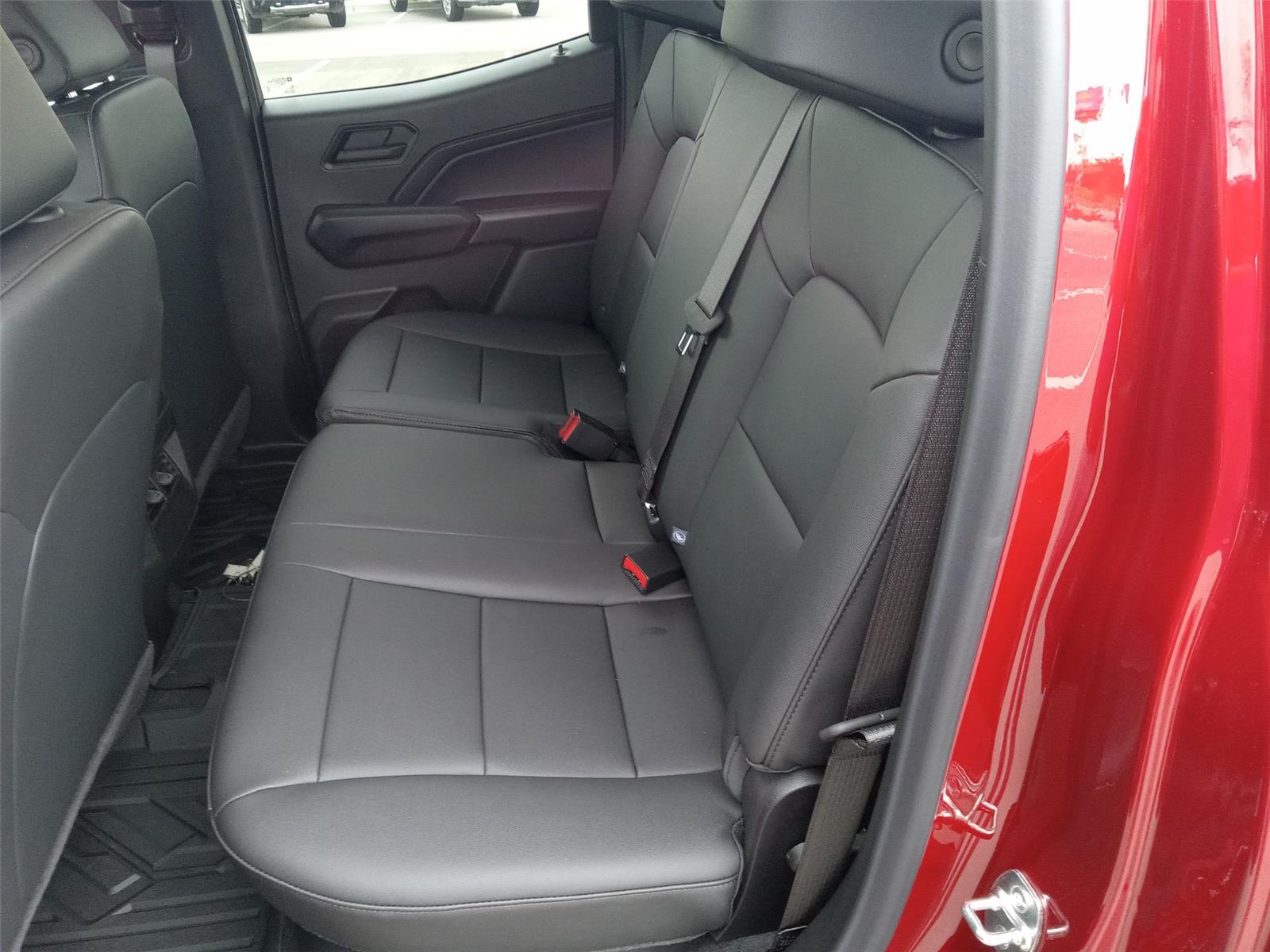 2026 Chevrolet Colorado Trail Boss photo 10