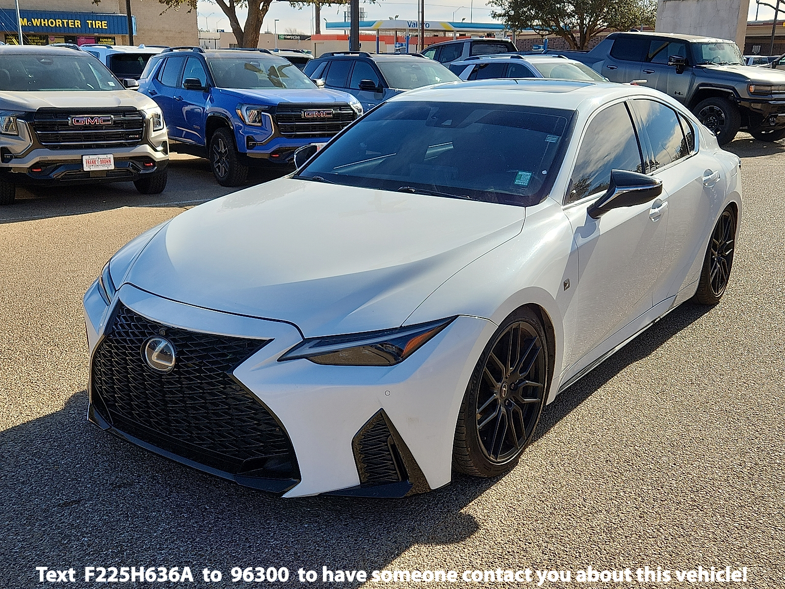 2021 Lexus IS Base's photo