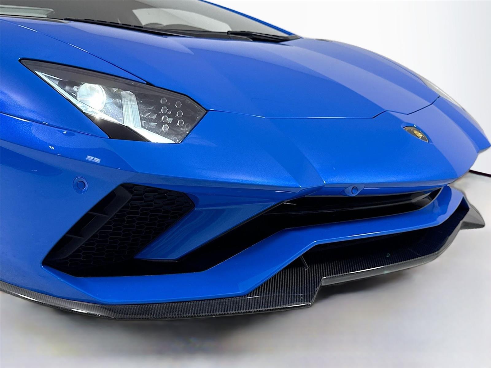 2018 Lamborghini Aventador LP 740-4 S photo 35