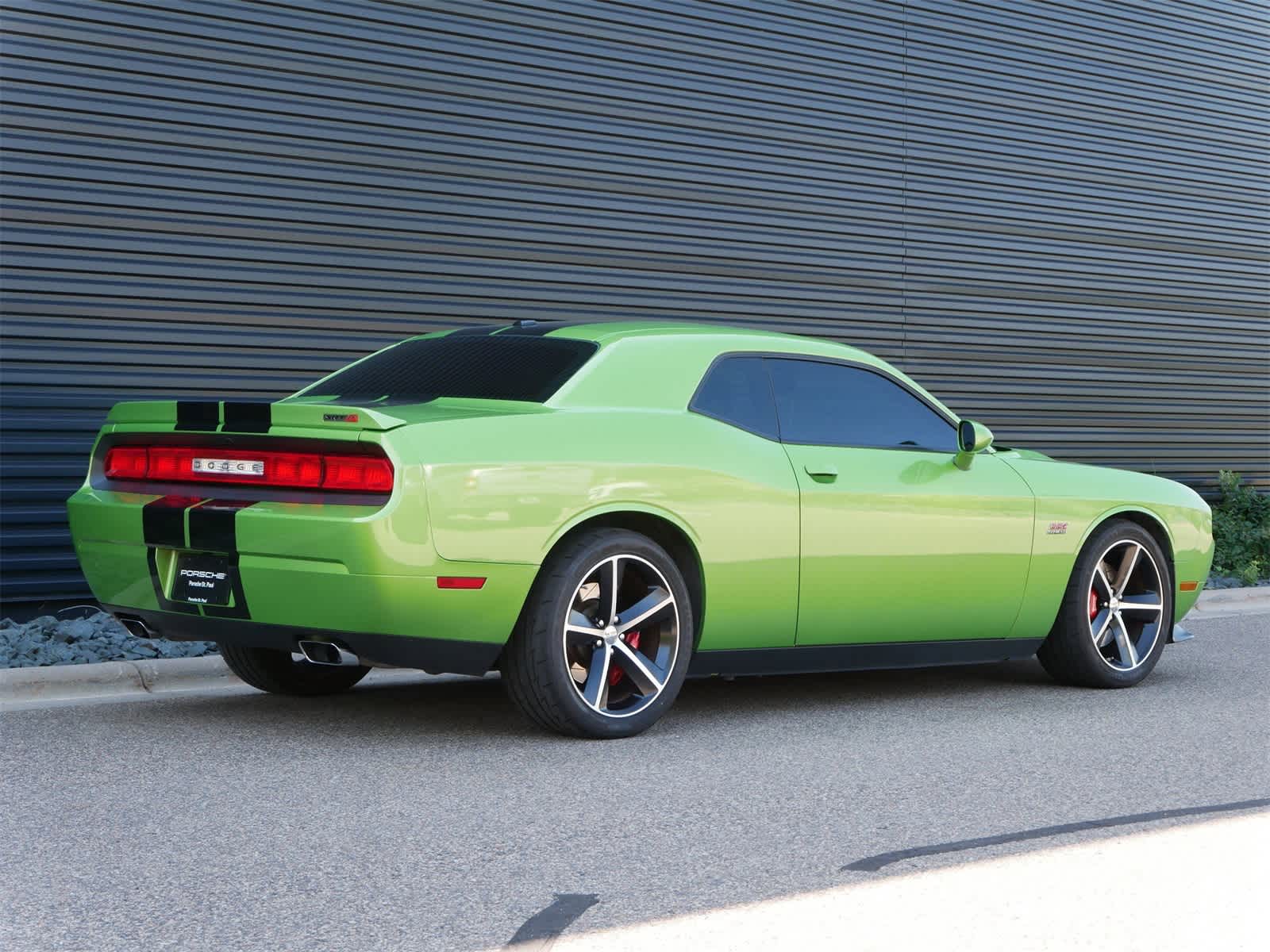 2011 Dodge Challenger SRT8 photo 20