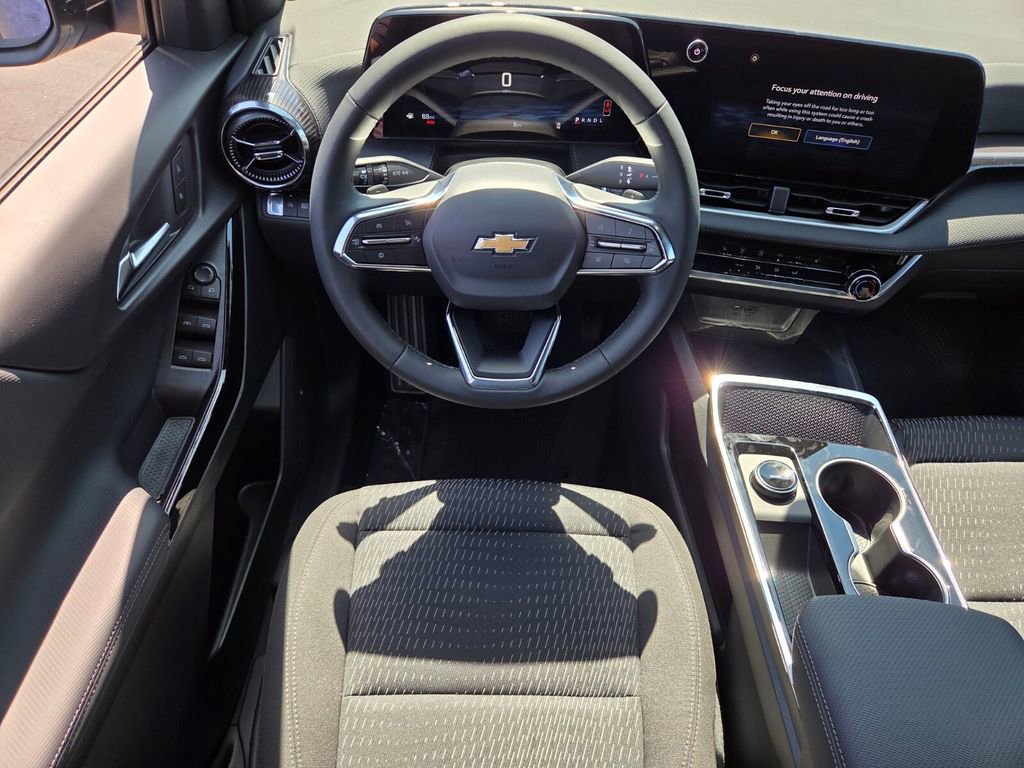 2026 Chevrolet Equinox LT photo 4