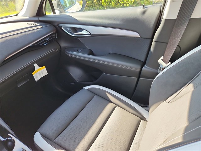 2025 Buick Envision Sport Touring photo 15