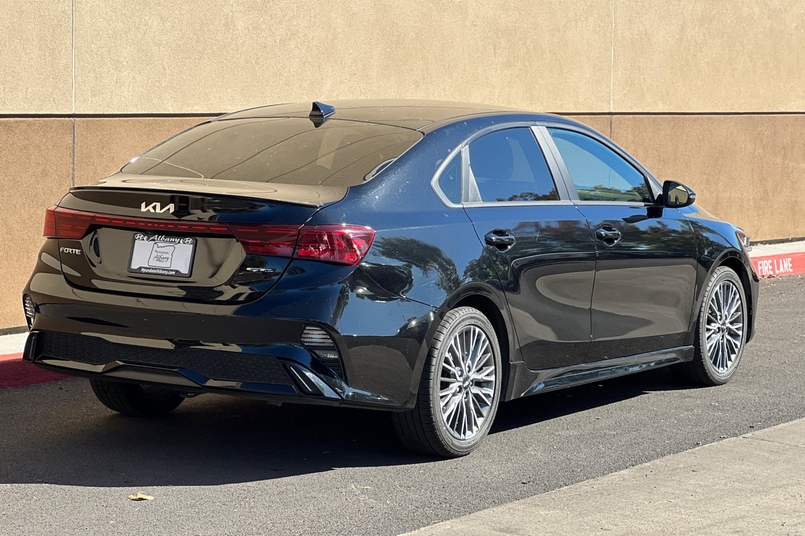 2023 Kia Forte GT-Line photo 3