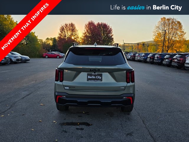 2026 Kia Sorento EX photo 4