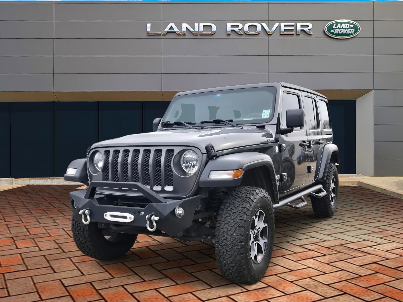 2019 Jeep Wrangler Sport S's photo