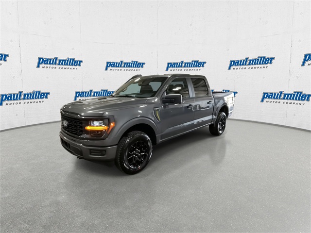 2025 Ford F-150 STX photo 4