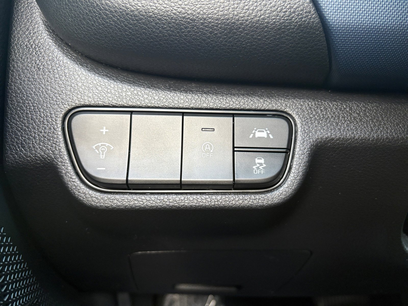 2023 Kia Seltos S photo 15