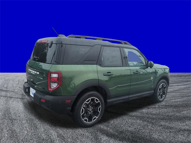 2025 Ford Bronco Sport Outer Banks photo 4