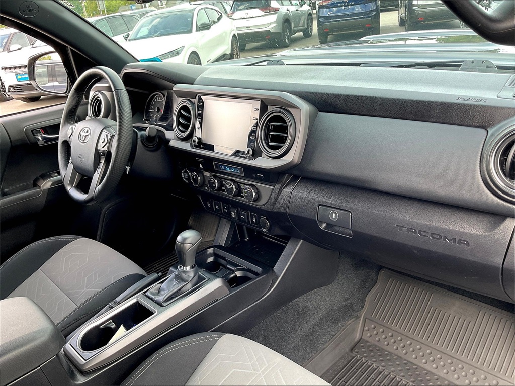 2023 Toyota Tacoma TRD Sport Double Cab 4x4 photo 13