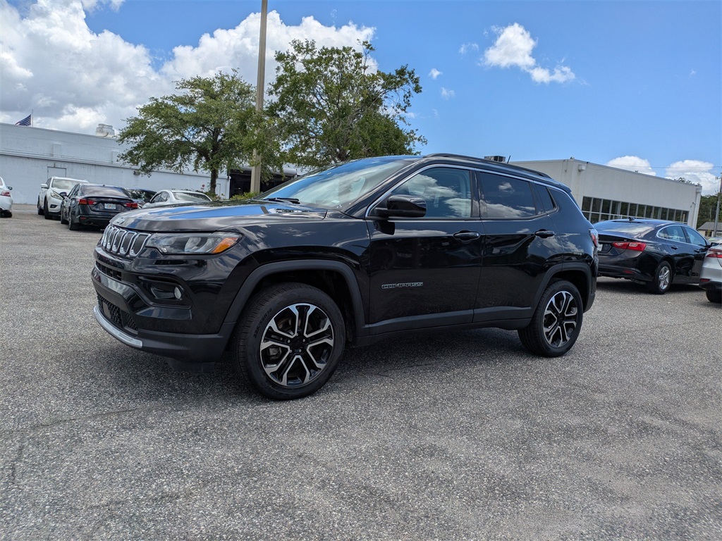 2022 Jeep Compass Limited photo 5