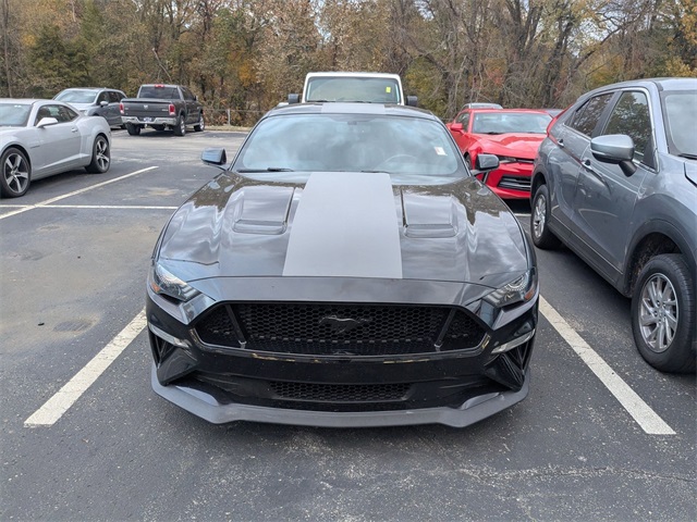 2019 Ford Mustang GT Premium photo 3