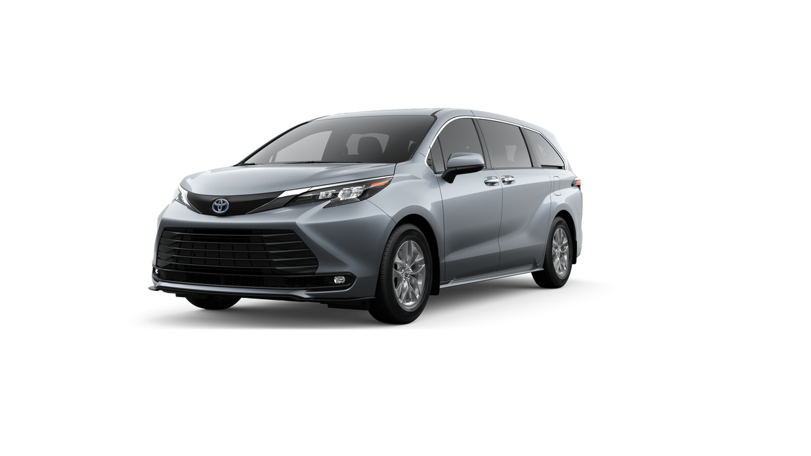 2025 Toyota Sienna XLE's photo