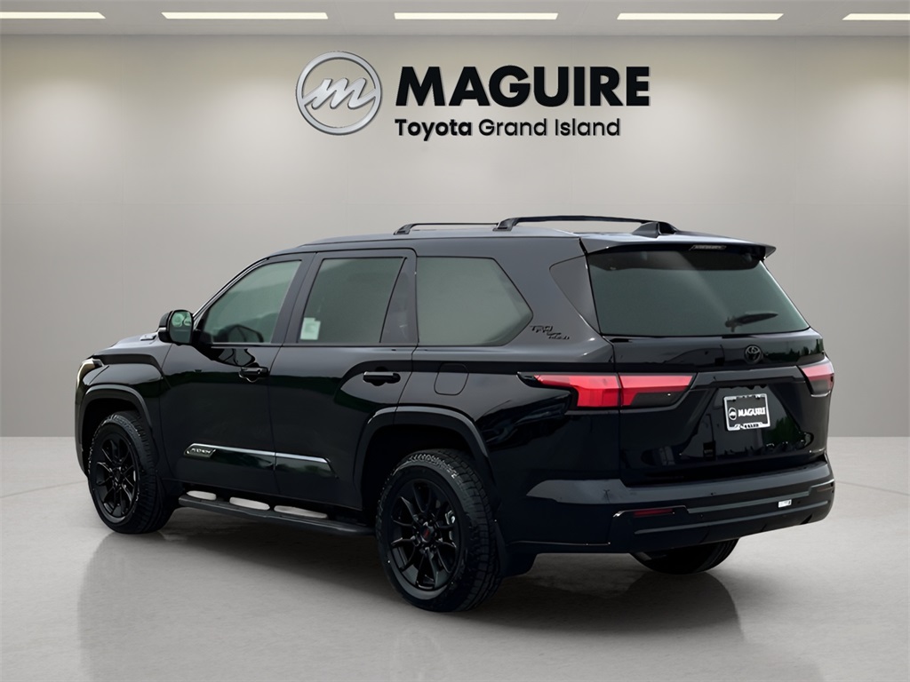 2025 Toyota Sequoia Platinum photo 4