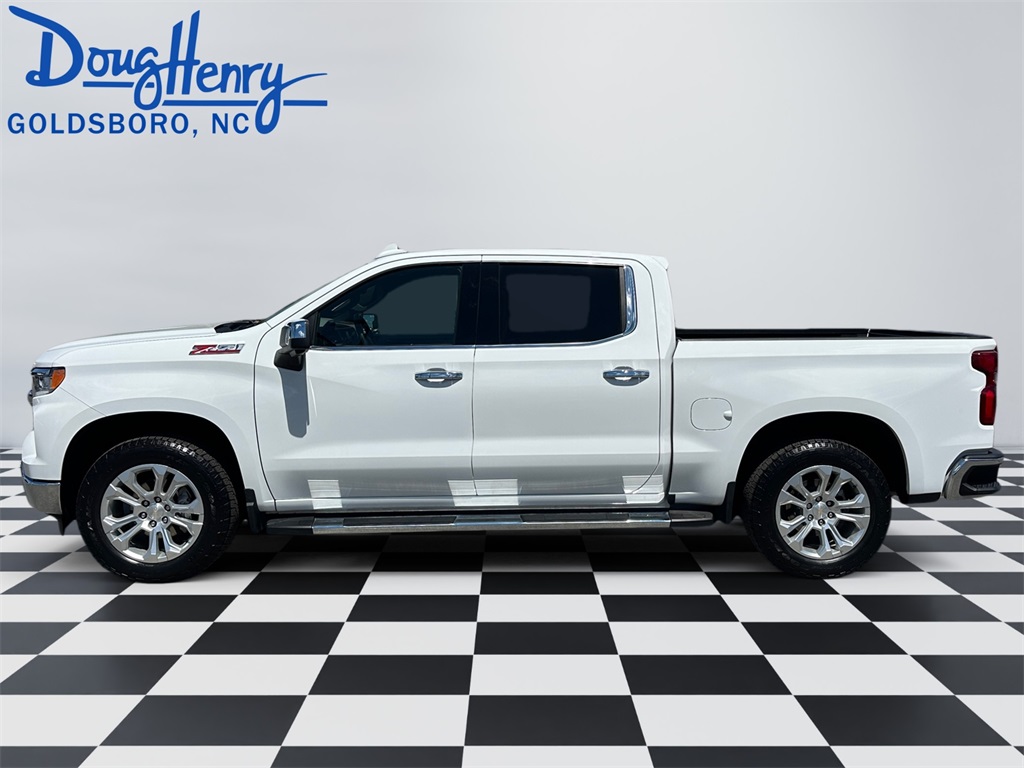 2024 Chevrolet Silverado 1500 LTZ photo 2