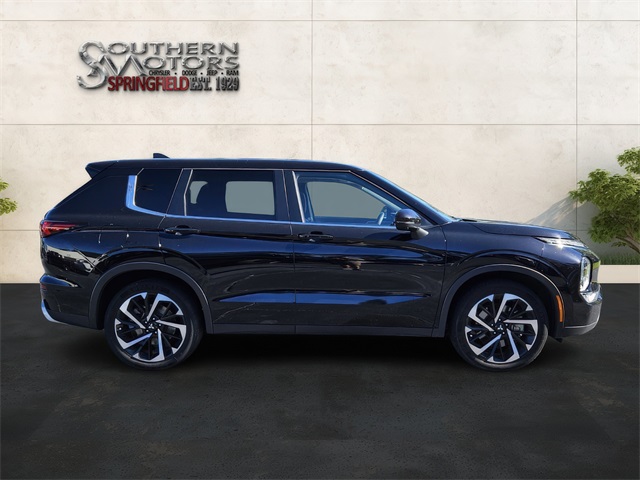 2024 Mitsubishi Outlander SE photo 7