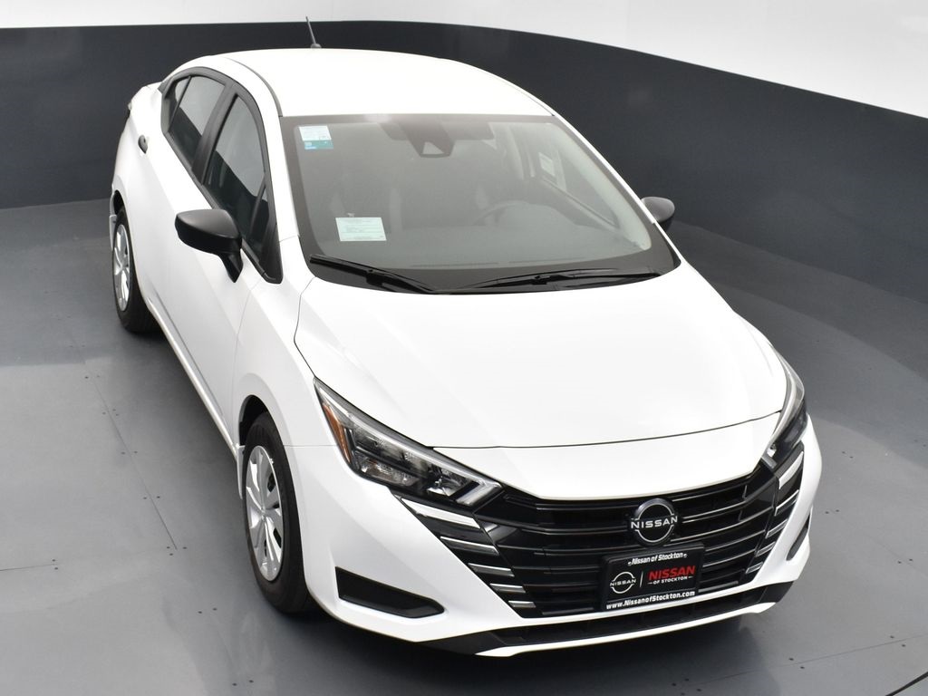 2025 Nissan Versa 1.6 S photo 37
