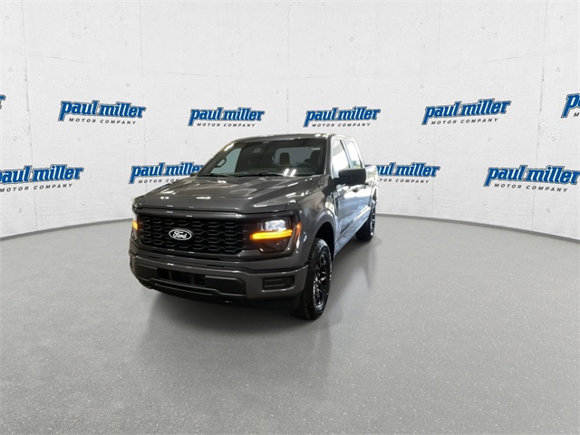 2025 Ford F-150 STX photo 4