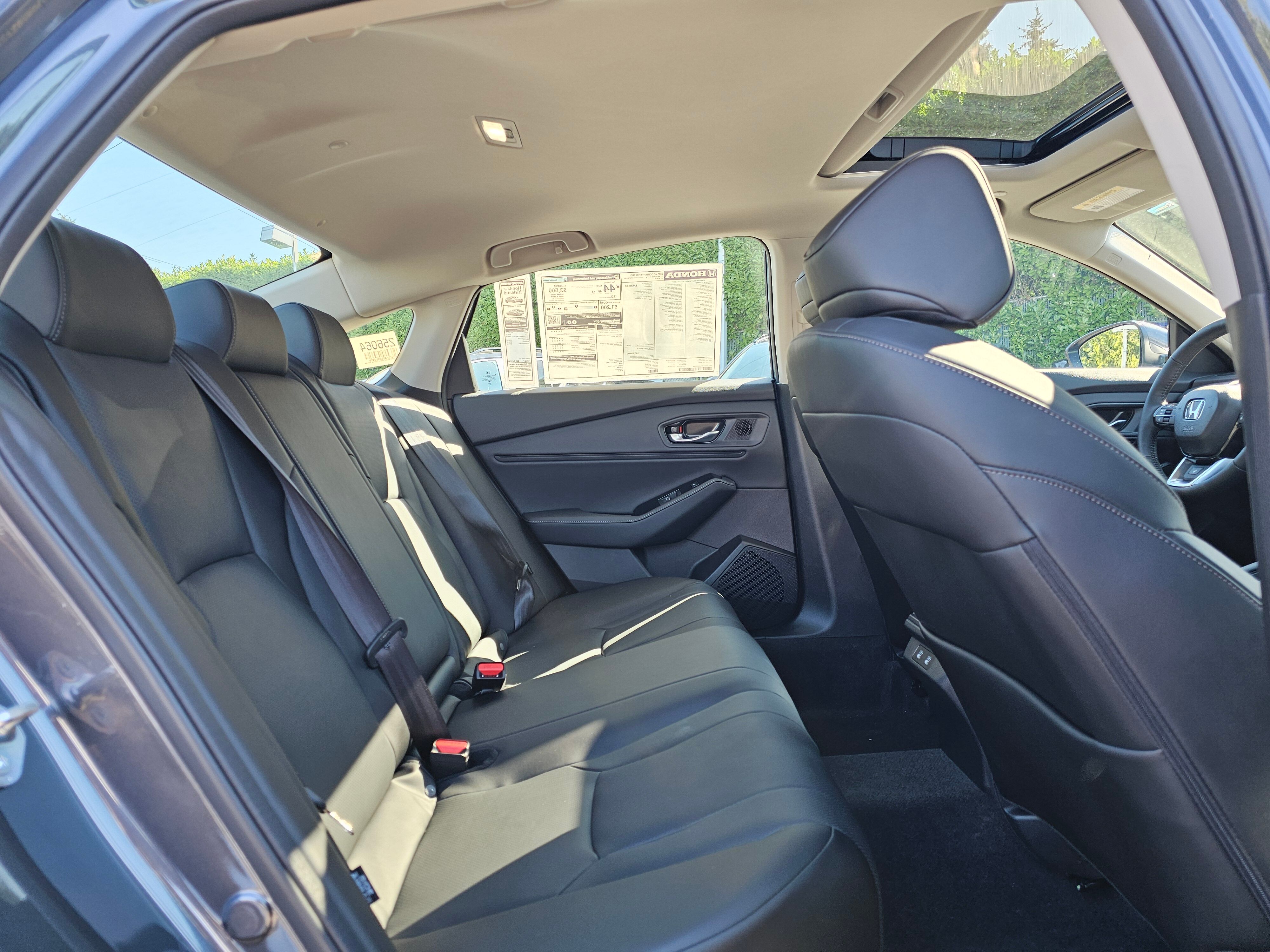 2025 Honda Accord Hybrid Touring photo 3