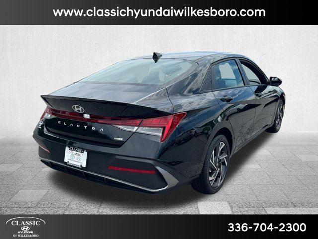 2025 Hyundai Elantra Hybrid SEL Sport photo 3