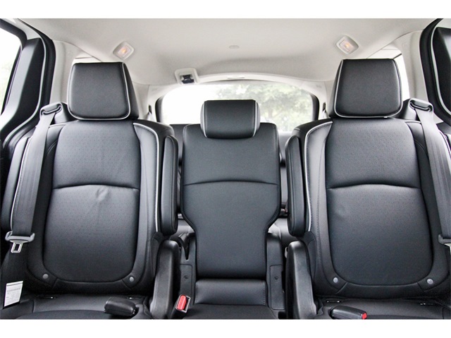 2025 Honda Odyssey Elite photo 13