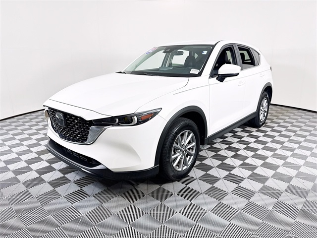 2022 Mazda CX-5 2.5 Select photo 2