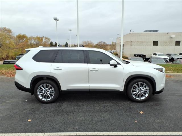 Certified 2024 Toyota Grand Highlander Platinum with VIN 5TDAAAB53RS037814 for sale in Burnsville, Minnesota