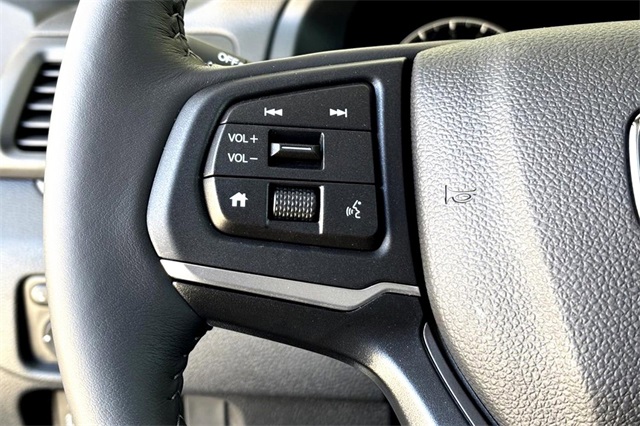 2025 Honda Ridgeline Sport photo 10