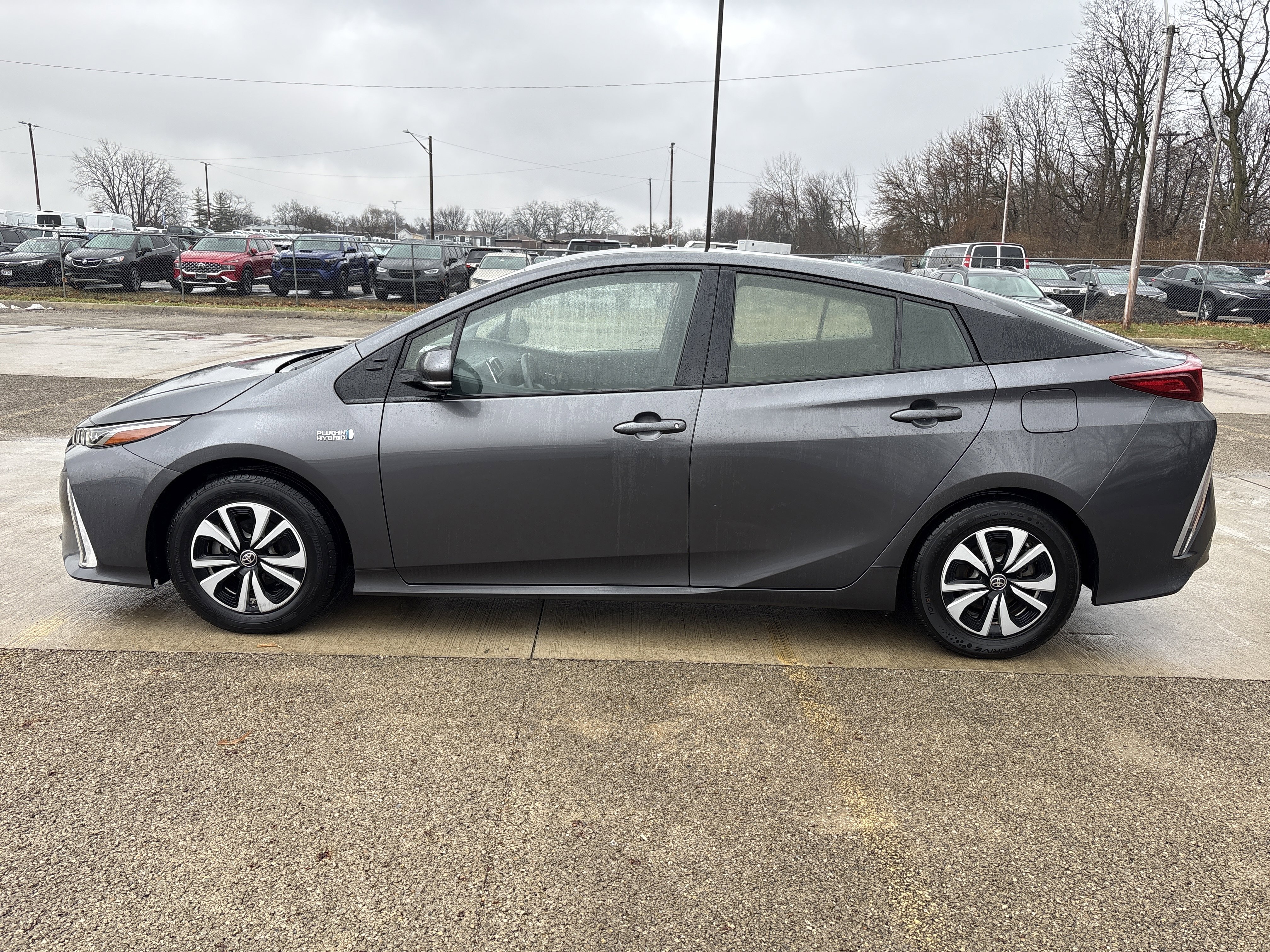 2018 Toyota Prius Prime Plus's photo